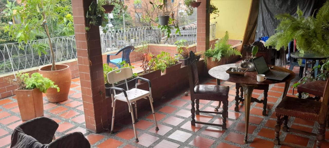 Alcobas Con Desayuno Incluido Bano Compartido Daire Medellín Dış mekan fotoğraf